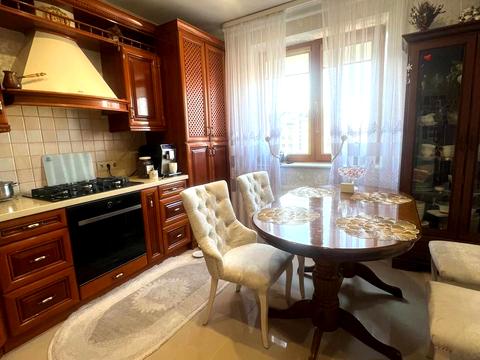 квартира за адресою Павла Тичини вул., 2-А