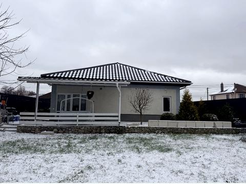 дом по адресу Апрельская ул., 1б