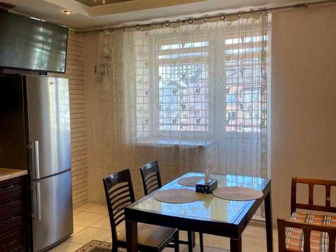 квартира за адресою Київ, Академіка Лебедєва вул., 1/5