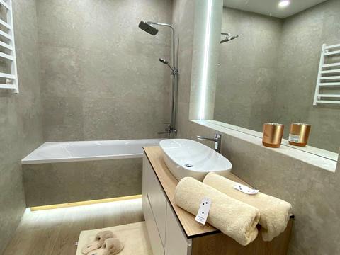 квартира за адресою Мартинова просп., (вул. Щаслива, 63)