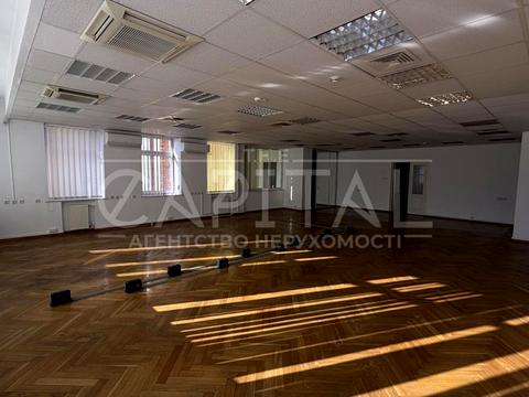 комерційна за адресою Богдана Хмельницького вул., 55