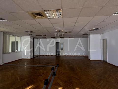 комерційна за адресою Богдана Хмельницького вул., 55