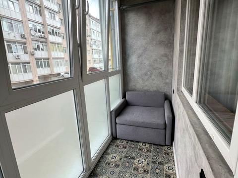 квартира за адресою Академіка Амосова вул., 12