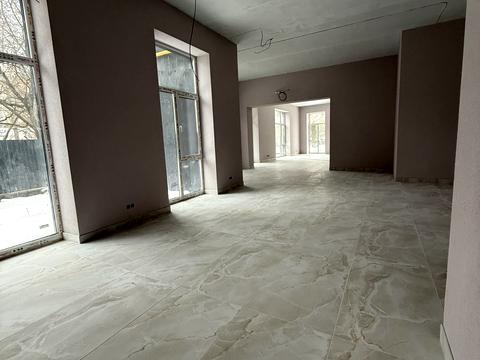 комерційна за адресою Тернопіль, Білогірська вул., 18