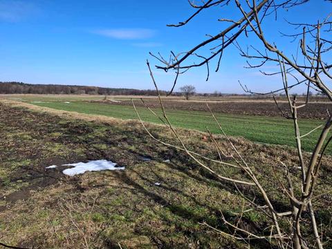 участок по адресу Надрічна