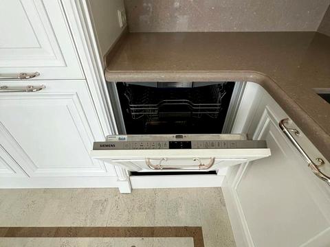 квартира за адресою Андрія Верхогляда вул. (Михайла Драгомирова), 7