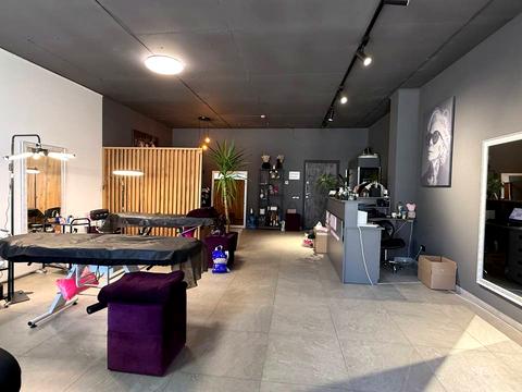 комерційна за адресою Зарічанська вул., 13-А