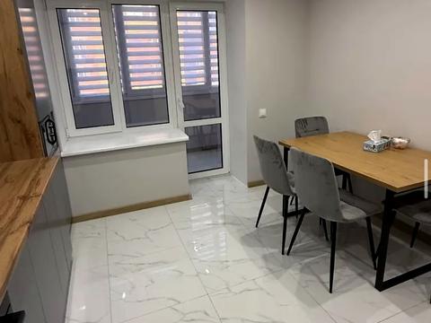 квартира по адресу Довженко ул., 24