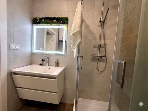 квартира по адресу Юнатская ул., 1