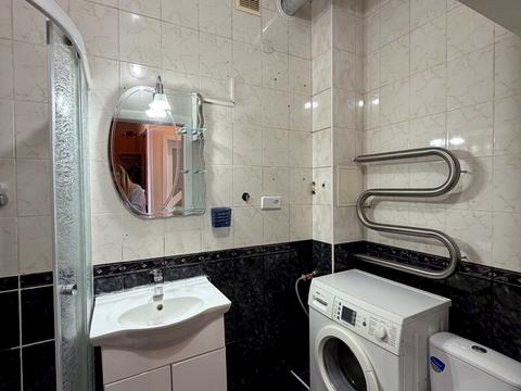 квартира за адресою Соборності вул. (Жовтнева), 46