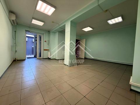 комерційна за адресою Сонячна вул., 24