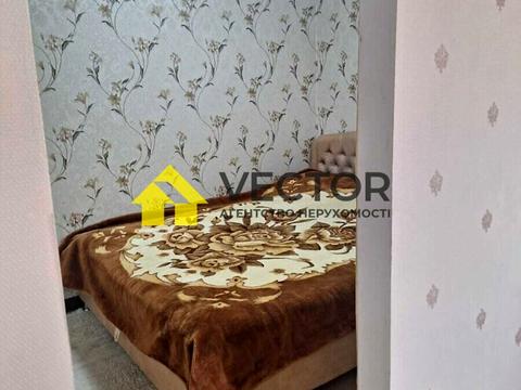 квартира за адресою Героїв України вул., (Будинок)