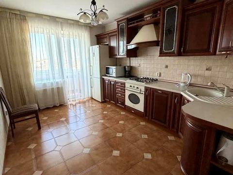 квартира за адресою Академіка Євгена Лазаренка вул., 48а