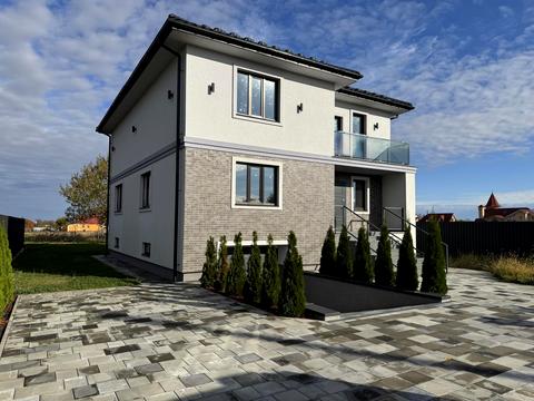 будинок за адресою Нова