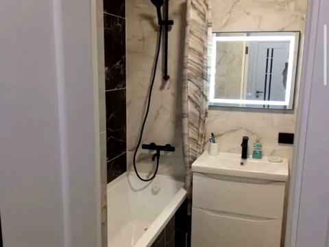 квартира за адресою Максима Залізняка вул., 1а