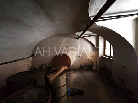 дом по адресу Крылова ул.