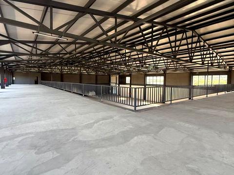 коммерческая по адресу Об'їзна, 1