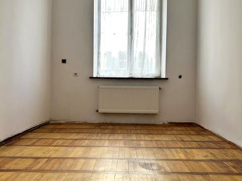 квартира за адресою Родини Барвінських вул., 12