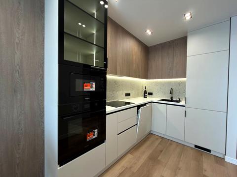 квартира за адресою Романа Левицького вул., 4