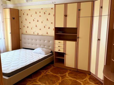 квартира за адресою Миколи Ушакова вул., 12