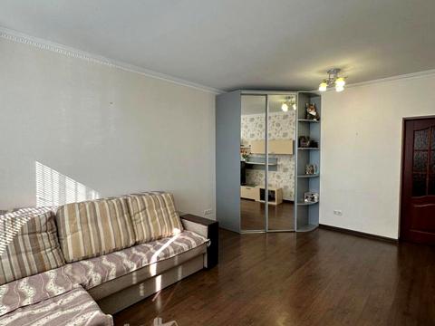 квартира за адресою Василя Симоненка вул., 2-А