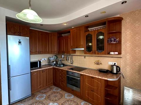 квартира за адресою Василя Симоненка вул., 2-А