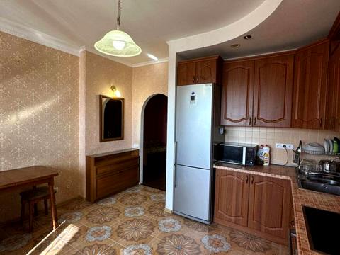 квартира за адресою Василя Симоненка вул., 2-А