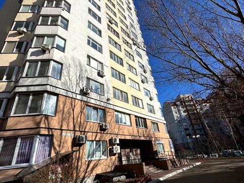 квартира за адресою Василя Симоненка вул., 2-А