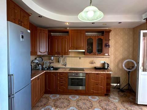 квартира за адресою Василя Симоненка вул., 2-А