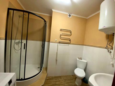 квартира за адресою Дніпровська набережна вул., 1-А