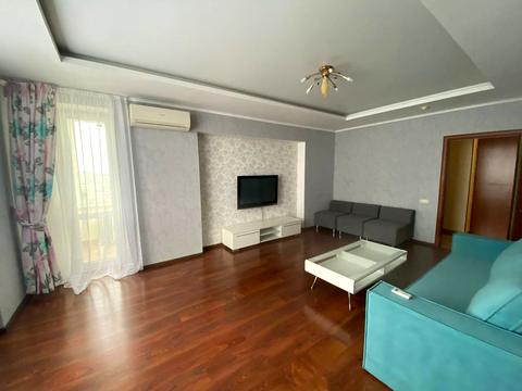 квартира за адресою Дніпровська набережна вул., 1-А