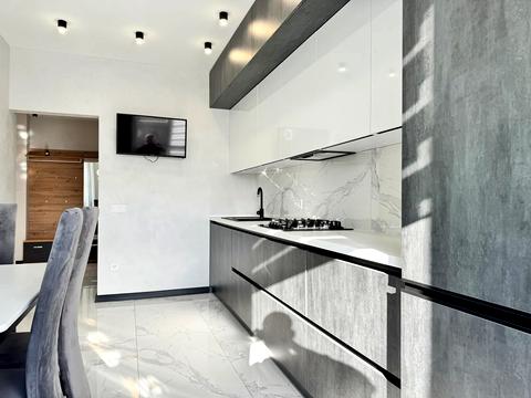 квартира за адресою Тролейбусна вул., 19