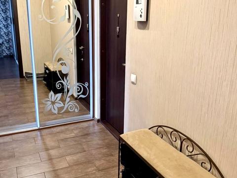 квартира за адресою Академіка Єфремова вул. (Командарма Уборевича), 17