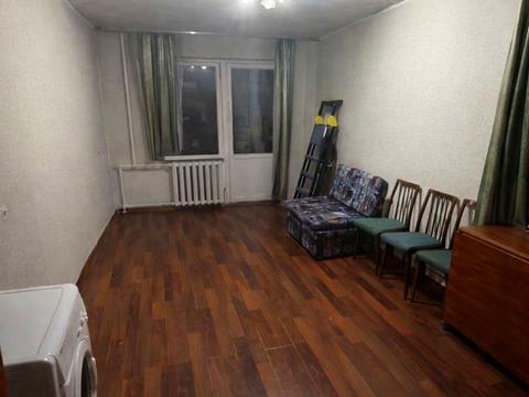 квартира за адресою Академіка Булаховського вул., 30-Б