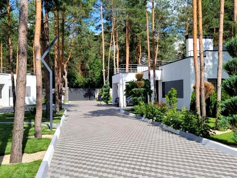 будинок за адресою Центральна