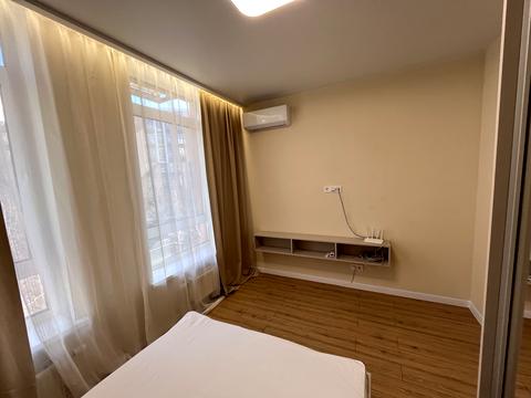 квартира за адресою Київ, Родини Кістяківських вул., 2-А