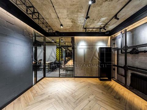 комерційна за адресою Митрополита Василя Липківського вул. (Урицького), 37-В