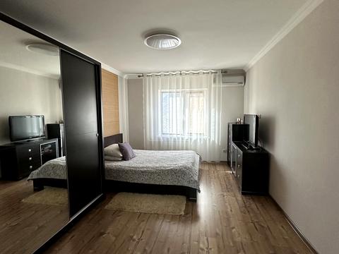 квартира за адресою Федора Ернста вул., 6