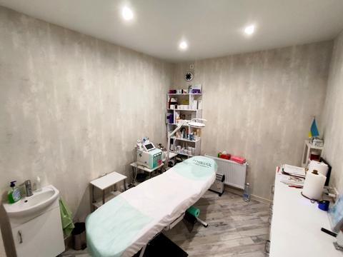 комерційна за адресою Героїв Харкова просп. (Московський), 162