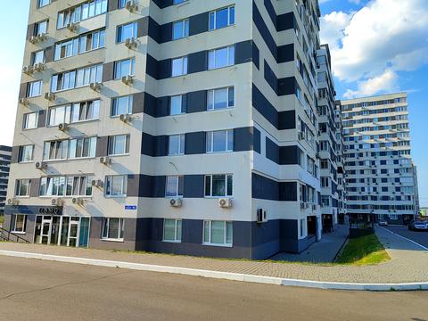 комерційна за адресою Героїв Харкова просп. (Московський), 162