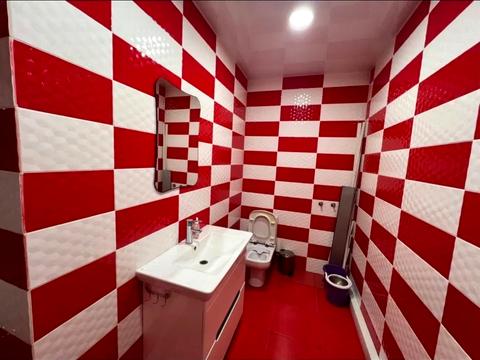 коммерческая по адресу Миру ул., 4