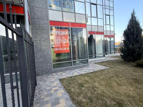 паркомісце за адресою Дніпровська набережна вул., 14