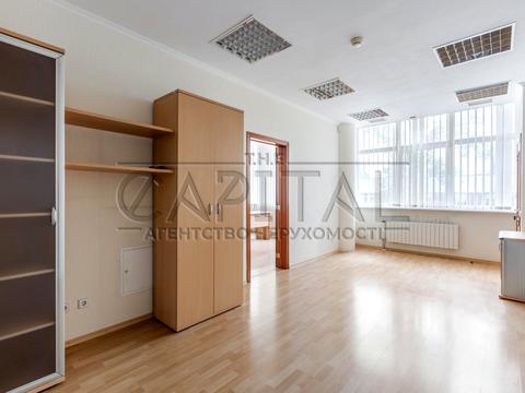 комерційна за адресою Андрія Аболмасова вул. (Панельна), 5