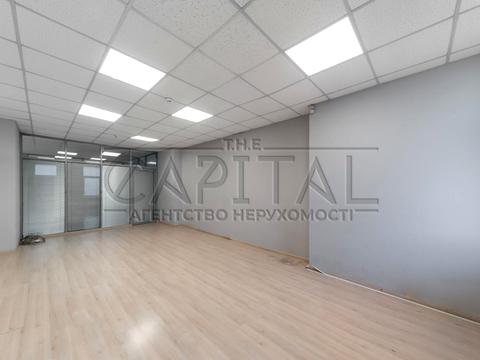 комерційна за адресою Саксаганського вул., 110