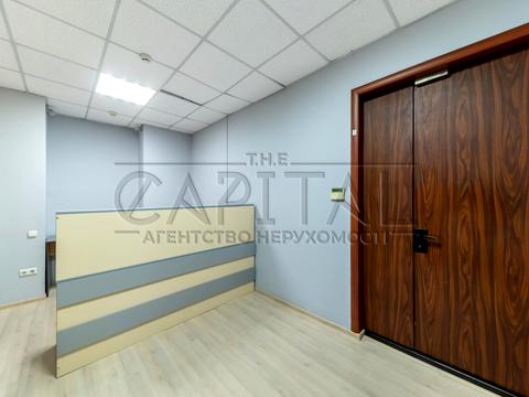 комерційна за адресою Саксаганського вул., 110