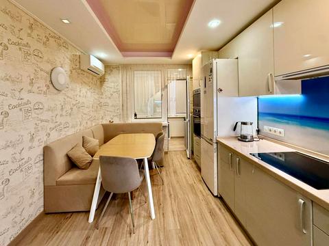 квартира по адресу Киев, Героев Полка "Азов ул. (Малиновского маршала), 4