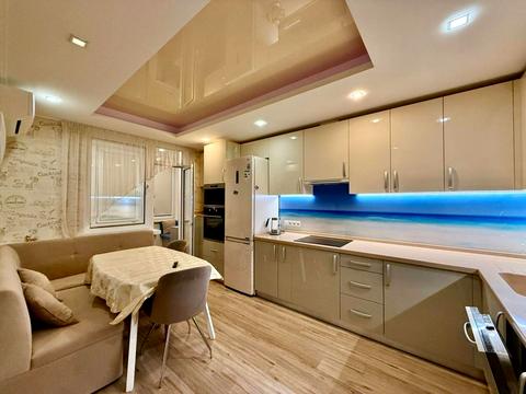 квартира по адресу Киев, Героев Полка "Азов ул. (Малиновского маршала), 4