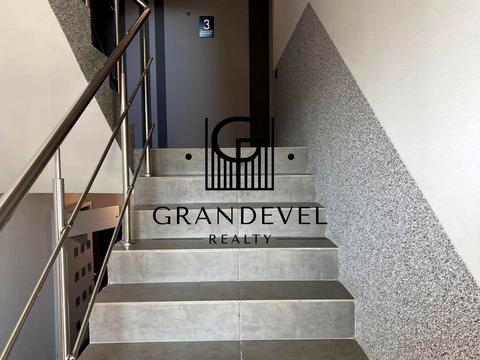 квартира за адресою Осіння вул., 71