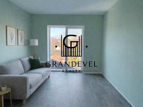 квартира за адресою Осіння вул., 71