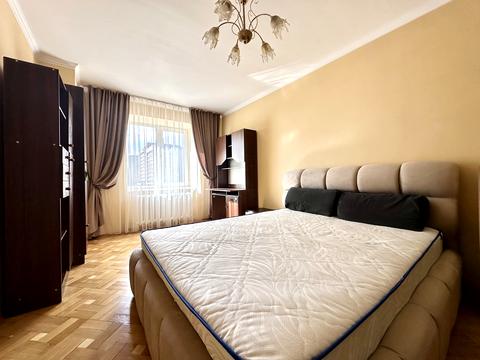 квартира за адресою Академіка Євгена Лазаренка вул., 48а